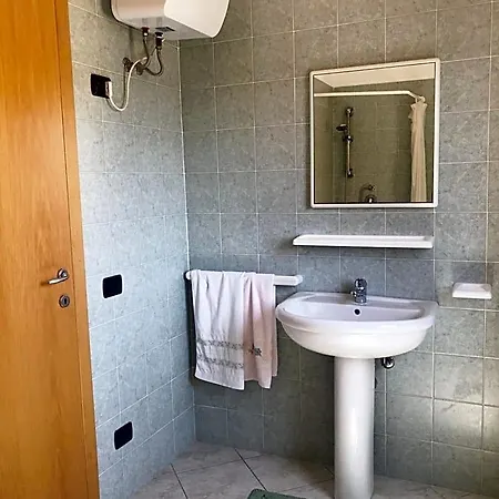 Bar Uta